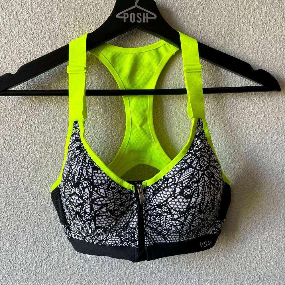 Victoria’s Secret VSX Incredible Sports Bra 32A